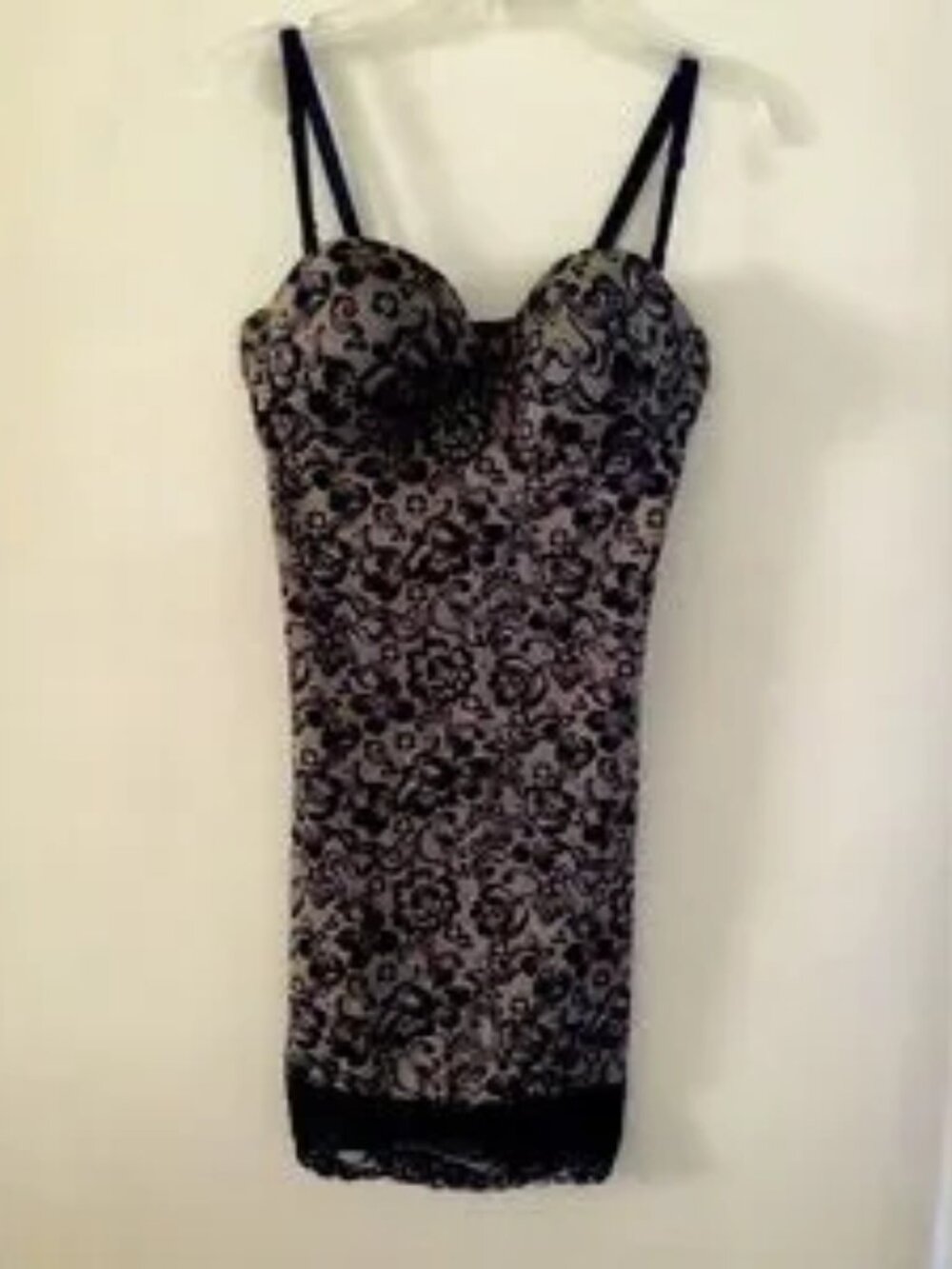Flattering slip dress/ lingerie/intimate Lace print